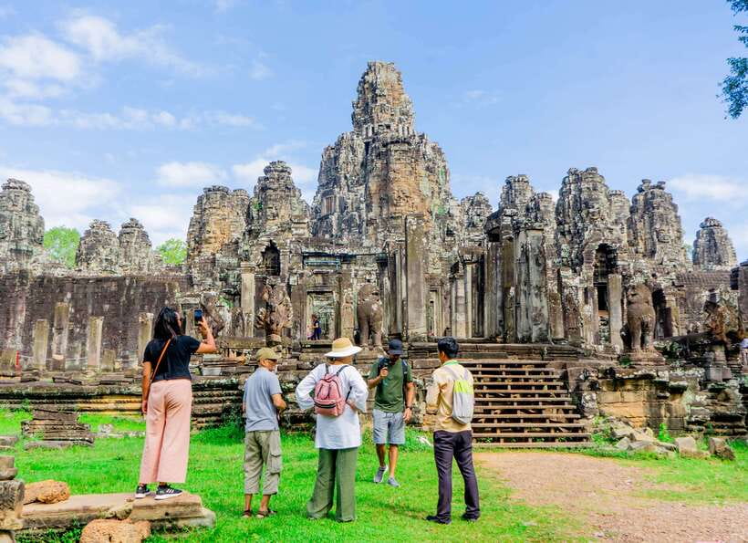 Siem Reap: Angkor Sunrise Jeep Tour / SUV Car Available - Breakfast and Break Timing: Staying Energized for Bayon and Ta Prohm