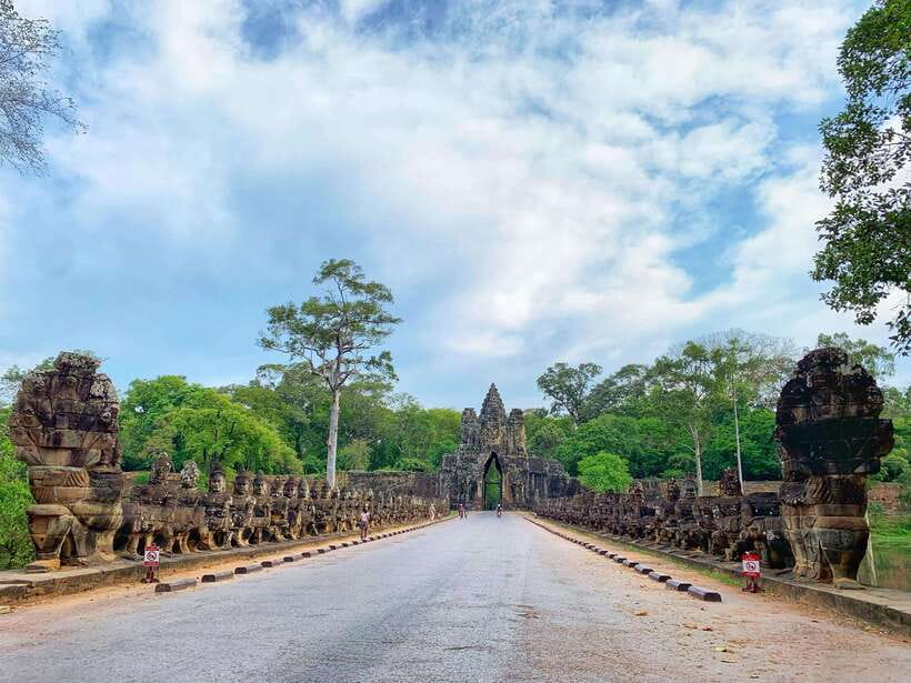 Siem Reap: Angkor Wat Private Tour by Tuk-Tuk - The tuk-tuk ride: comfort, pace, and why it feels different