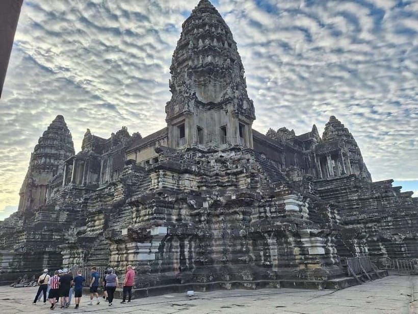 Siem Reap: Angkor Wat Small-Group Day Tour - Key things I’d plan around
