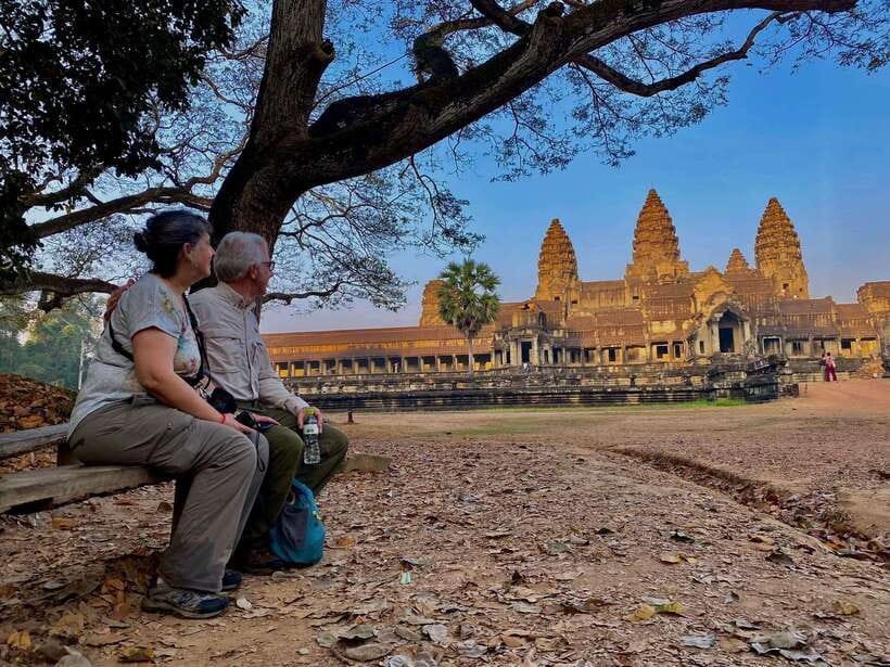 Siem Reap: Angkor Wat: Small-Group Sunrise or Sunset Tour - Lunch area breaks and the Royal terraces (Elephant and Leper King)