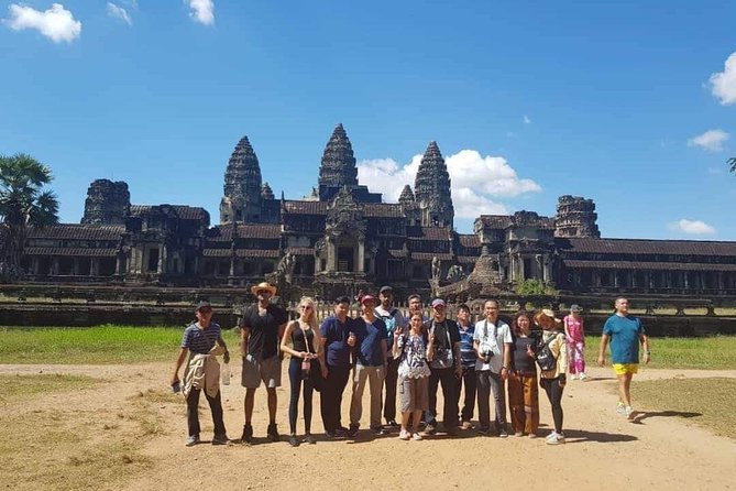 Siem Reap: Angkor Wat Sunrise Explore The Most Iconic Temples - Bayon and the faces: Angkor Thom in a concentrated dose