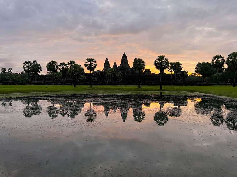 Siem Reap: Angkor Wat Sunrise Tour via Tuk Tuk & Breakfast - Price and value: what $59 covers, and what you must budget for the pass
