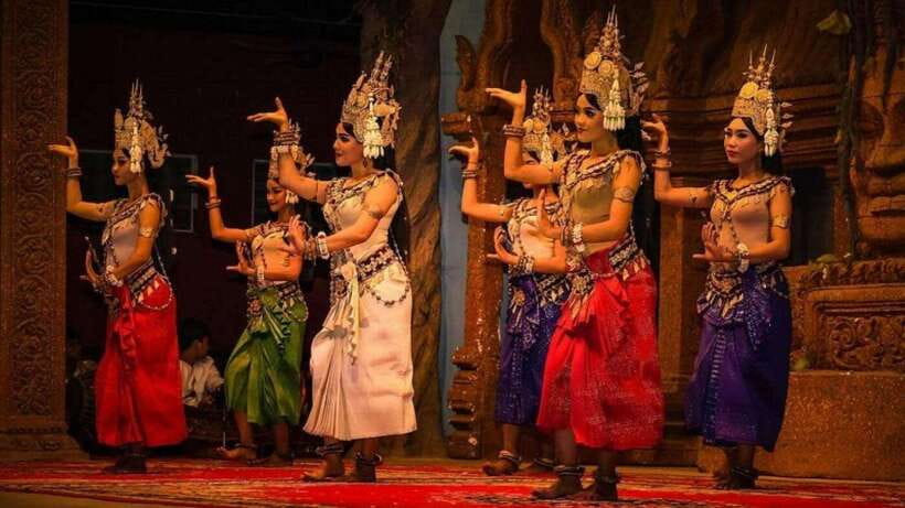 Siem Reap: Apsara Dance Show and Dinner with Hotel Pickup - From your hotel to the theater: transfers that remove friction