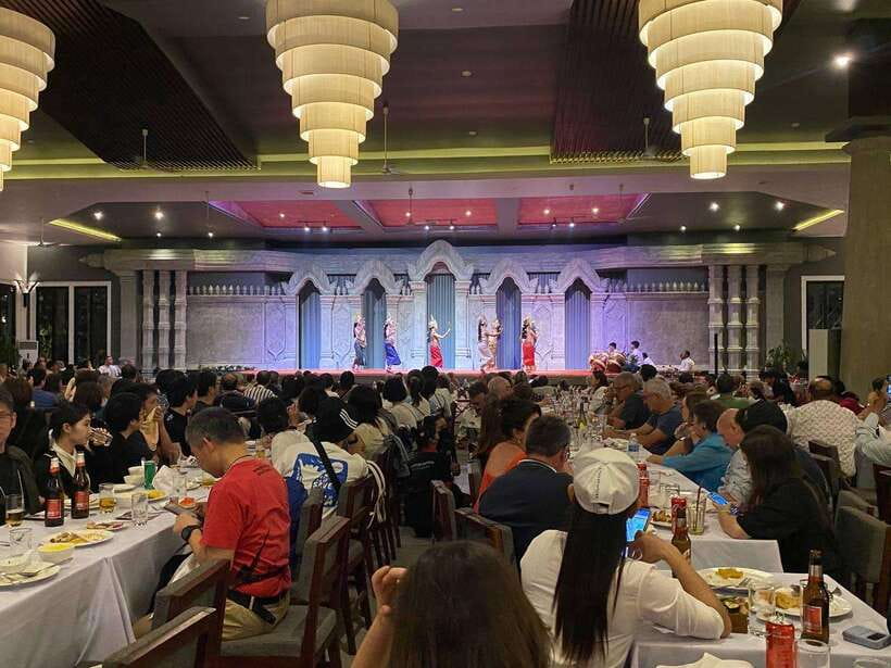 Siem Reap: Apsara Dance Show & Dinner with Tuk-Tuk Transfers - Who This Evening Is Best For