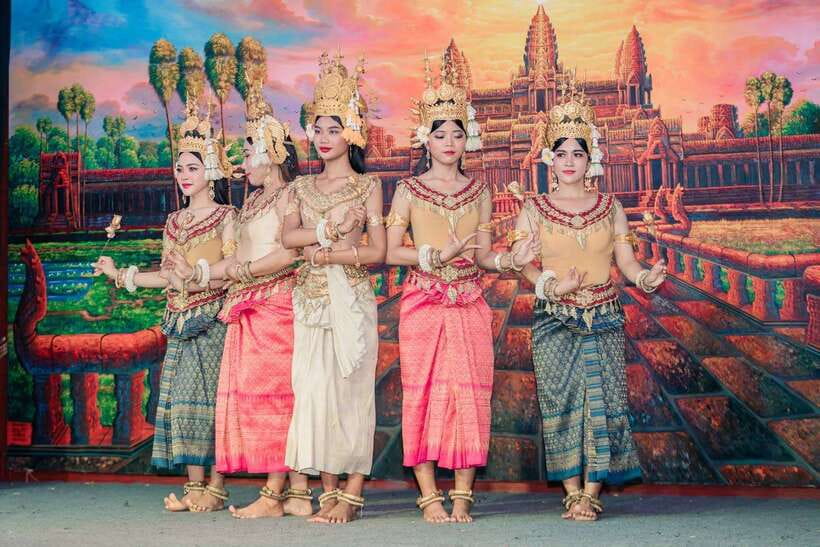 Siem Reap: Dinner and Traditional Show with Hotel Transfer - Key things to know before you go