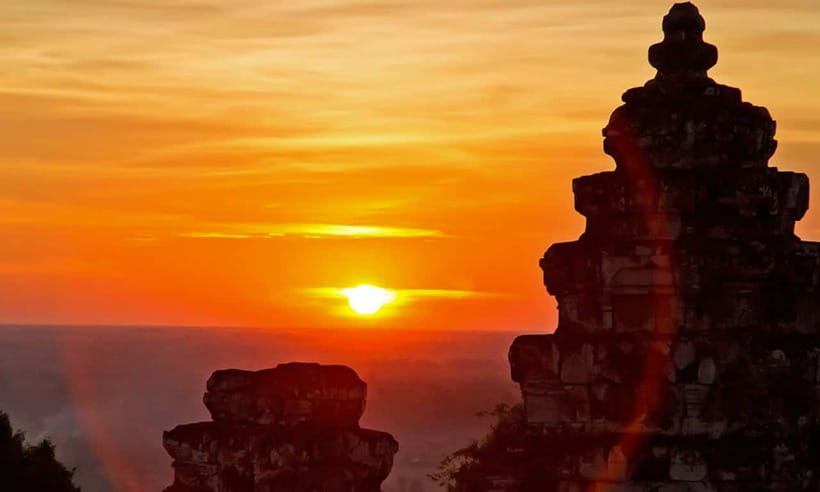 Siem Reap: Full-Day Angkor Wat Guided Tour with Sunset - Key highlights to look for