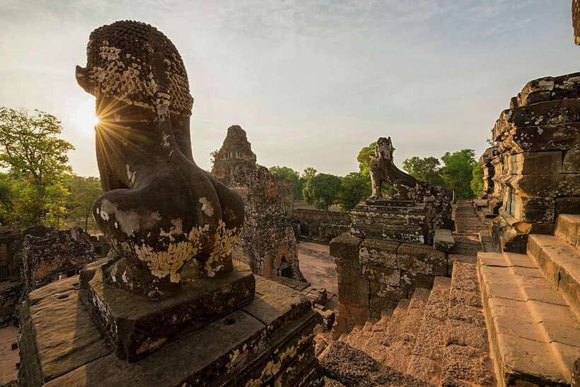 Siem Reap: Grand circle tour Sun set on bakeang hill & Guide - East Mebon: Ancestors, Reservoir Origins, and a 10th-Century Sense of Purpose