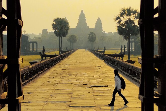 Siem Reap Private Day Tour: Angkor Wat Sunrise, Bayon & Ta Prohm - Angkor Wat: sunrise, scale, and what to look for