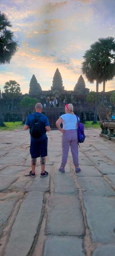 Siem Reap Private Tour: Angkor Wat Sunrise And Banteay Srei - Angkor Wat sunrise: the moat reflection moment, plus real guided time
