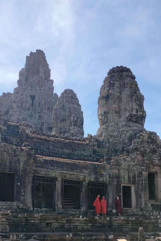 Siem Reap Private Tour: Angkor Wat Sunrise And Banteay Srei - What to bring for comfort (and what to avoid)