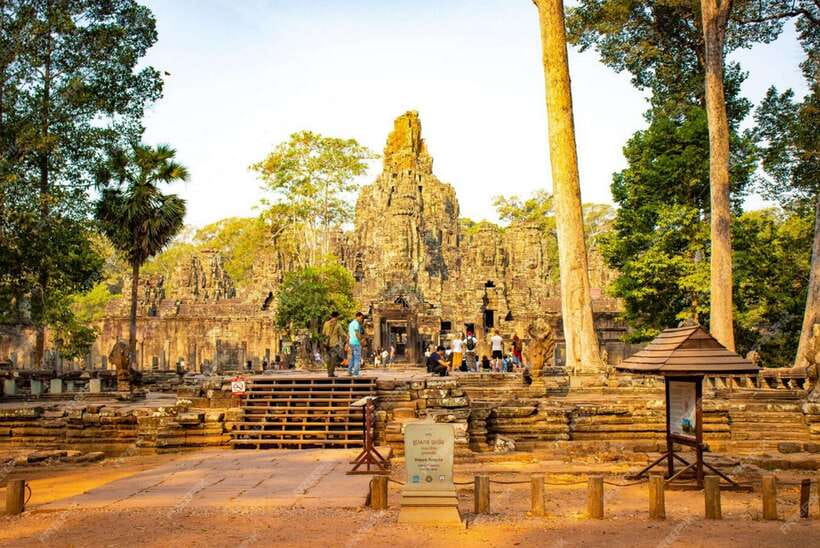 Sunrise at Angkor Wat and Small Tour with Tours Guide - The guide + the temple pass: the two “hidden” drivers of the day