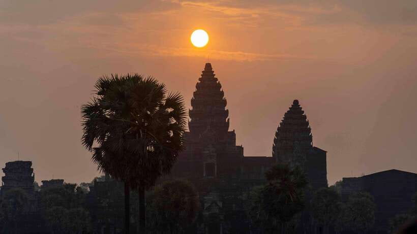 Sunrise at Angkor Wat Temple: 3-Hour Private Tour - Your private A/C ride, plus the little comfort wins