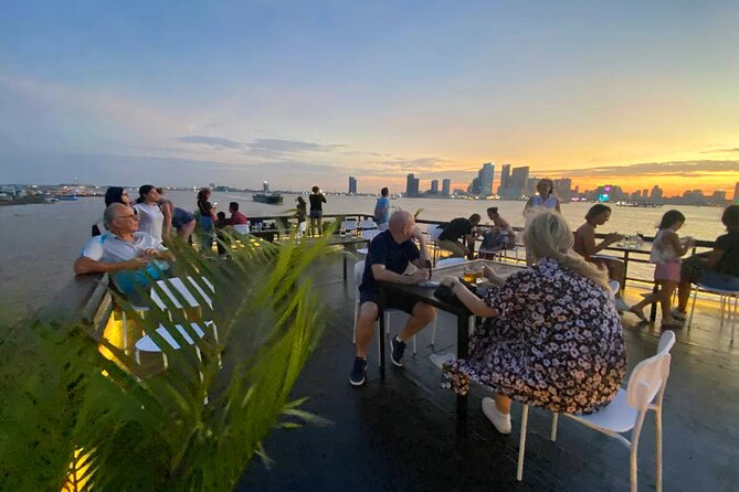 Sunset Cruise with free flow beer, soft drinks & fruit platter - What you actually do: cruise views first, then Silk Island