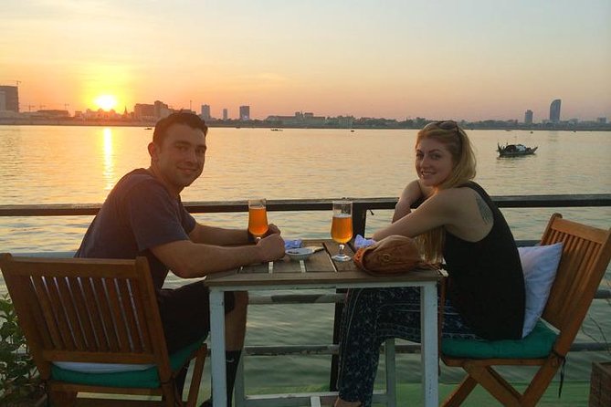 Sunset Cruise with unlimited beer & soft drinks -English speaking guide on board - The route: Mekong, Tonle Sap, Four Faces Rivers, Diamond Island, and fishing villages