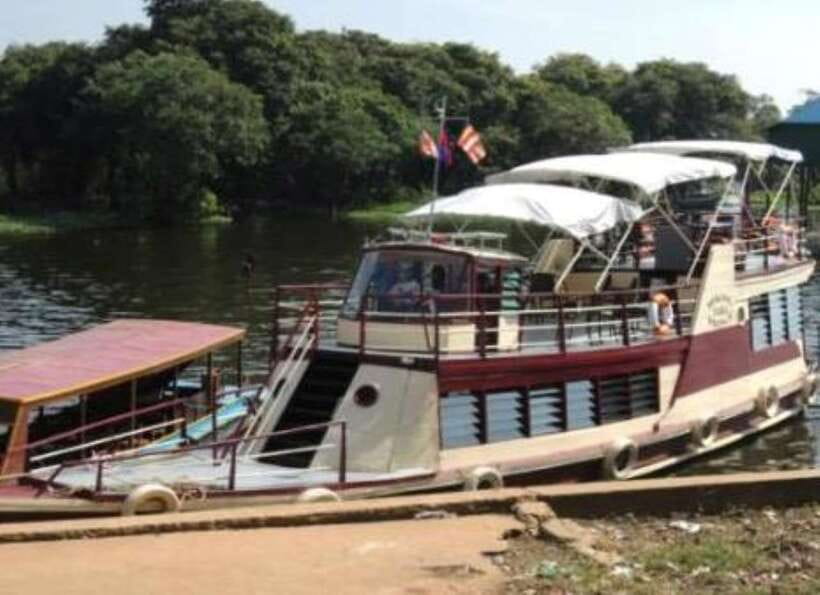 Tonle Sap Cruise & land Tour between Phnom Penh & Siem Reap - Road Time in an Air-Conditioned Minivan or SUV