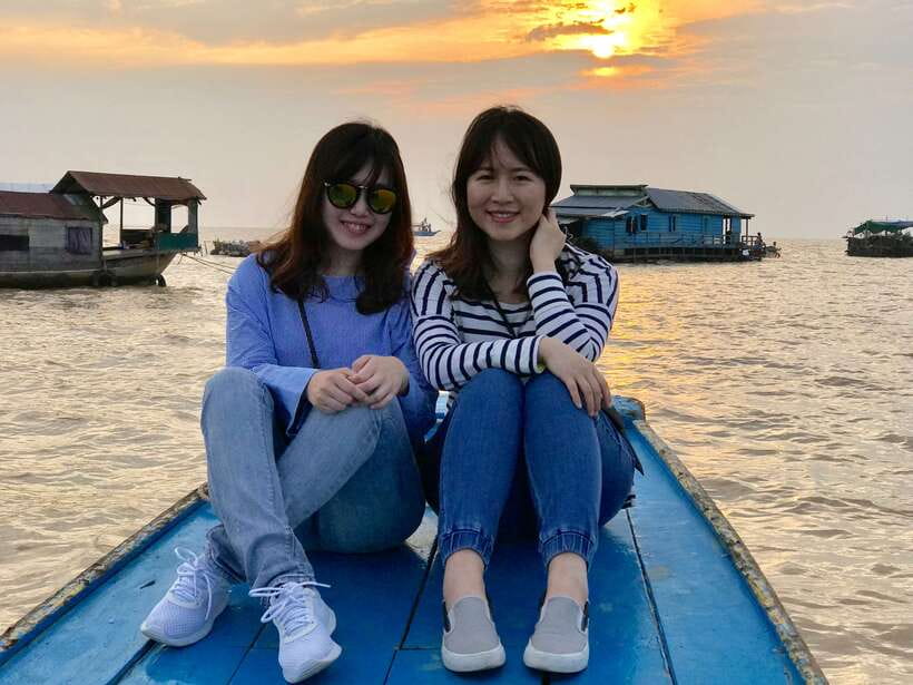 Tonle Sap Tour of Kompong Phluk Village & Evening Food tour - Back on Shore: Khmer Houses and a Quick Village Look