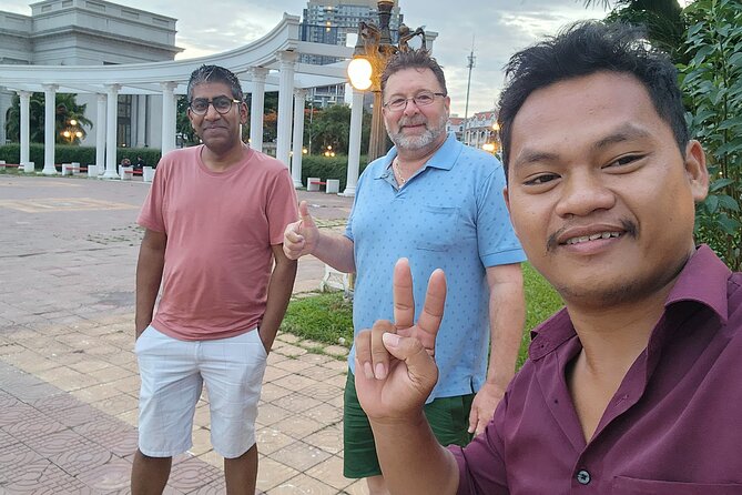 Visit 11 Places in One Day including S21 & Killing Field - Choeung Ek Killing Fields: Documentary First, Then Audio Guide